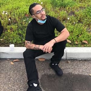 Meet your Posher, Peter